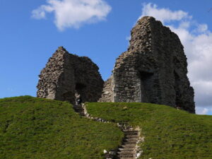 Hengistbury Head & Christchurch Castle