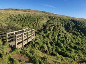 Bridge on cliffs